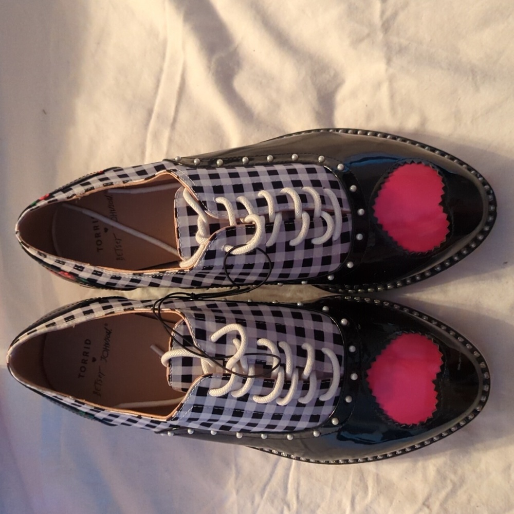 Torrid Fit Like 10W Betsy Johnson New Black Checkered Platform Oxford *FLAW*